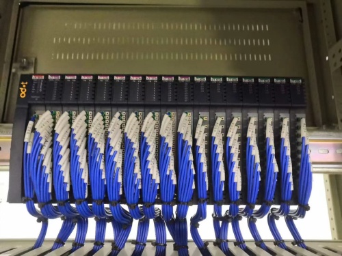 Смещенный модуль входа/выхода фото 9